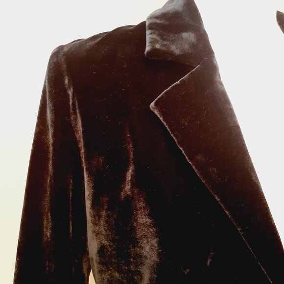 Chelsea 28 Velvet Blazer NWT - Picture 9 of 16